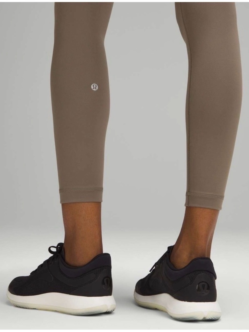 lululemon Wunder Under HR Leggings in Nomad & free tote - Picture 3 of 8